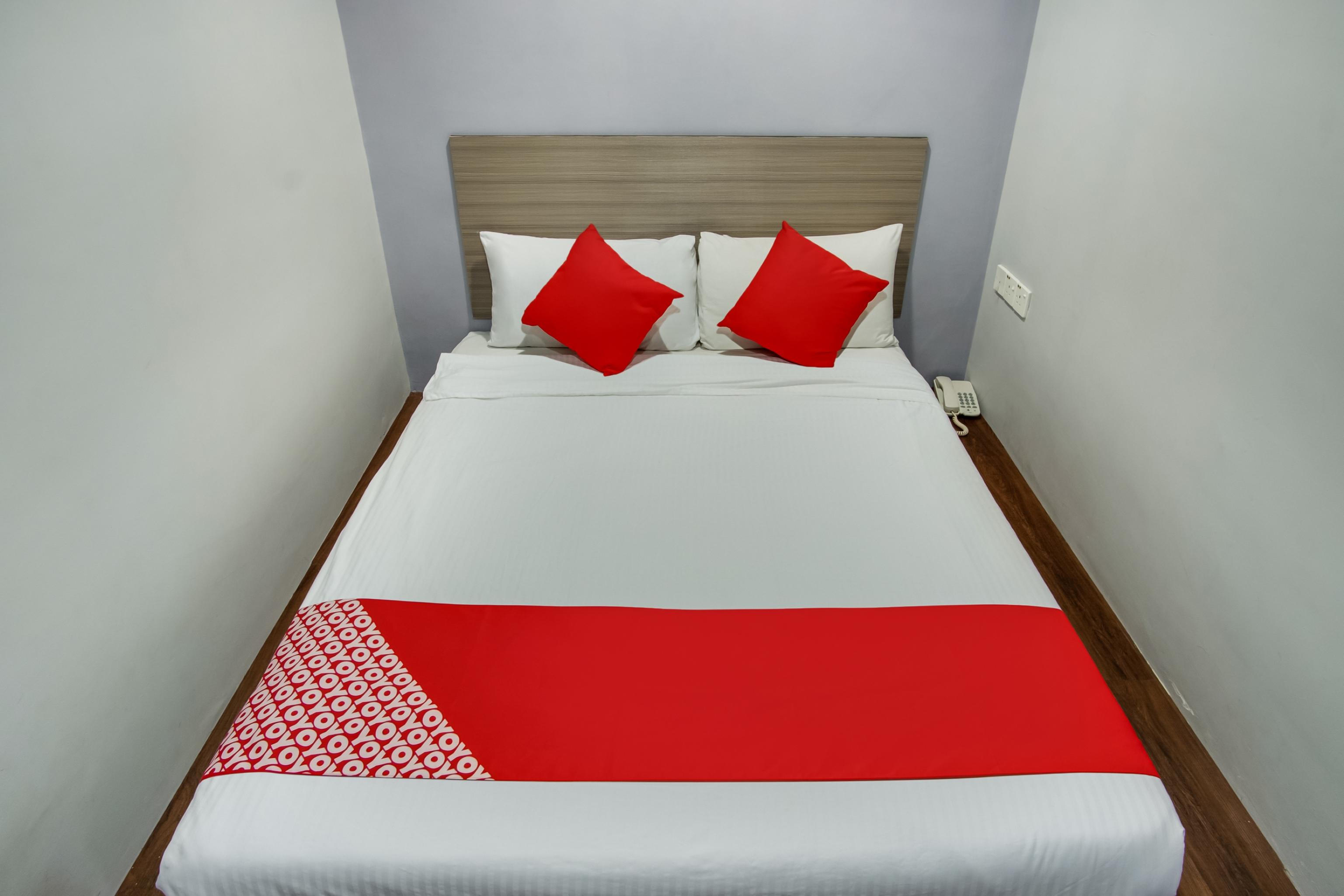Oyo 89480 Dream House Hotel Skudai Kültér fotó