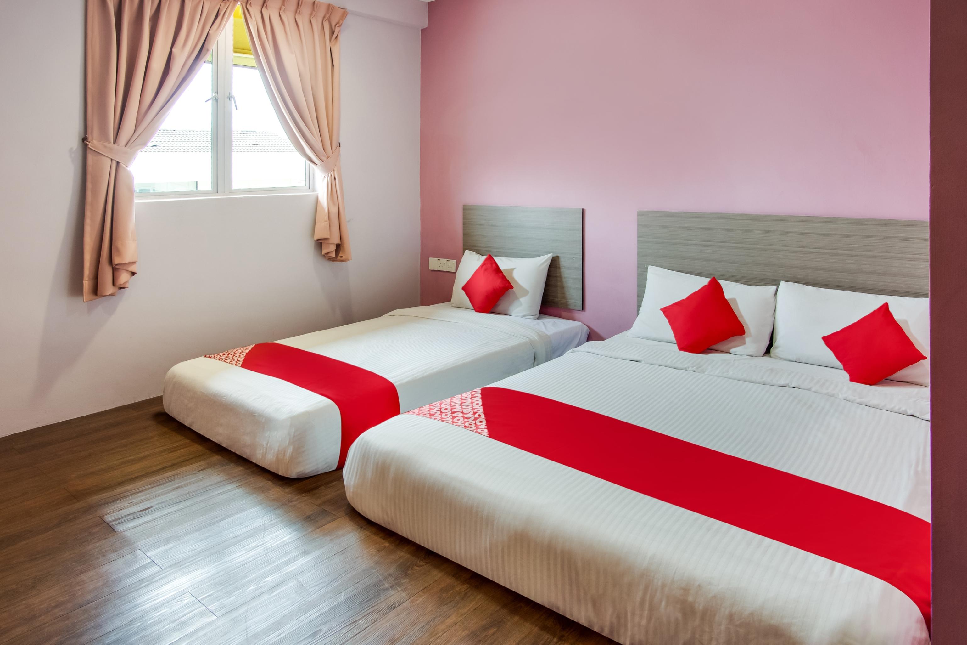 Oyo 89480 Dream House Hotel Skudai Kültér fotó