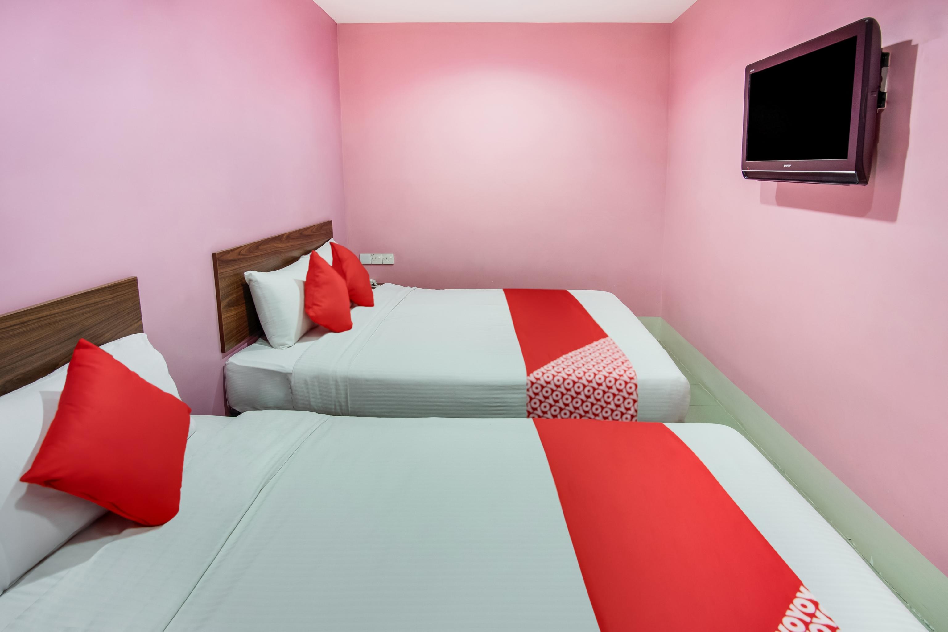 Oyo 89480 Dream House Hotel Skudai Kültér fotó