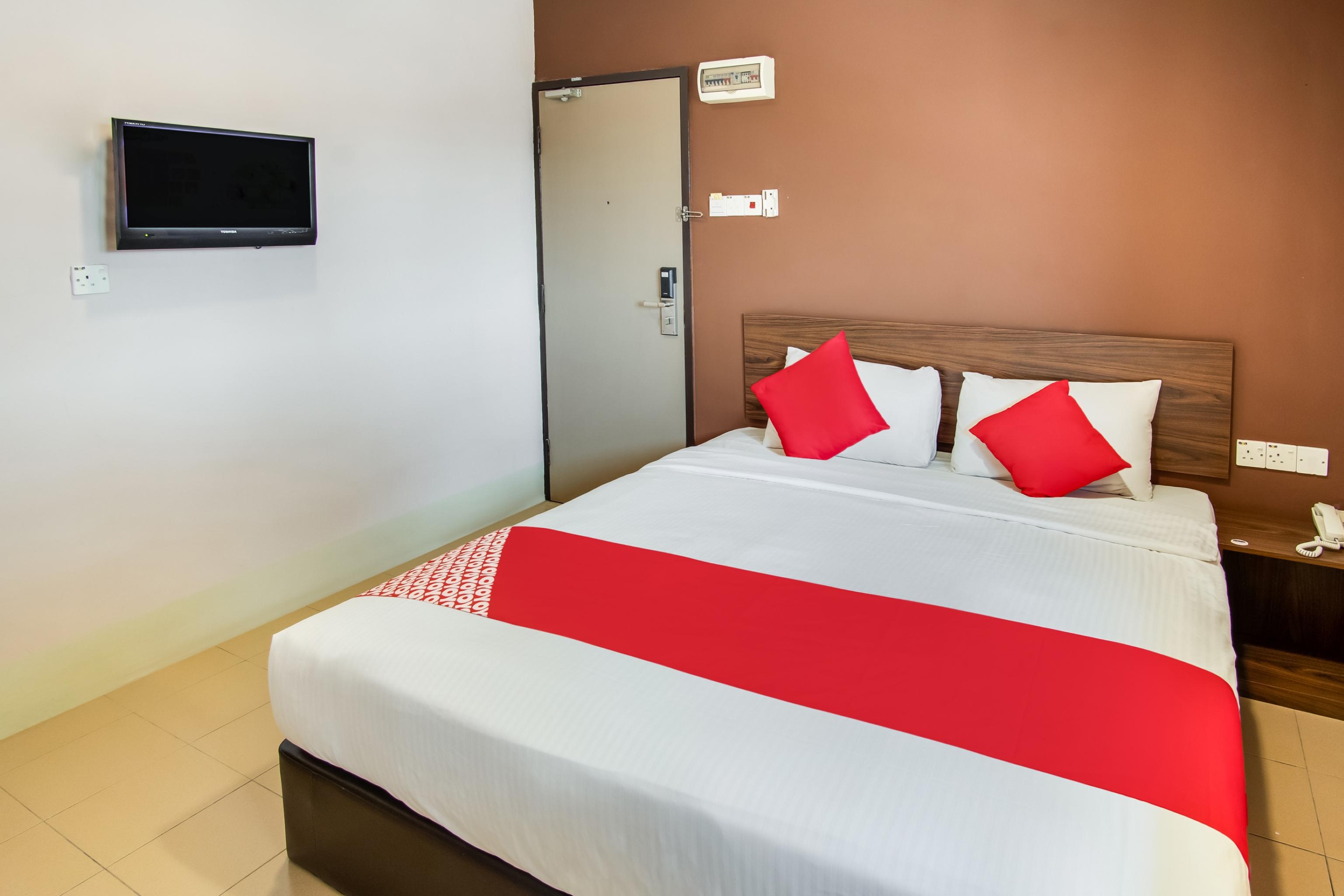 Oyo 89480 Dream House Hotel Skudai Kültér fotó