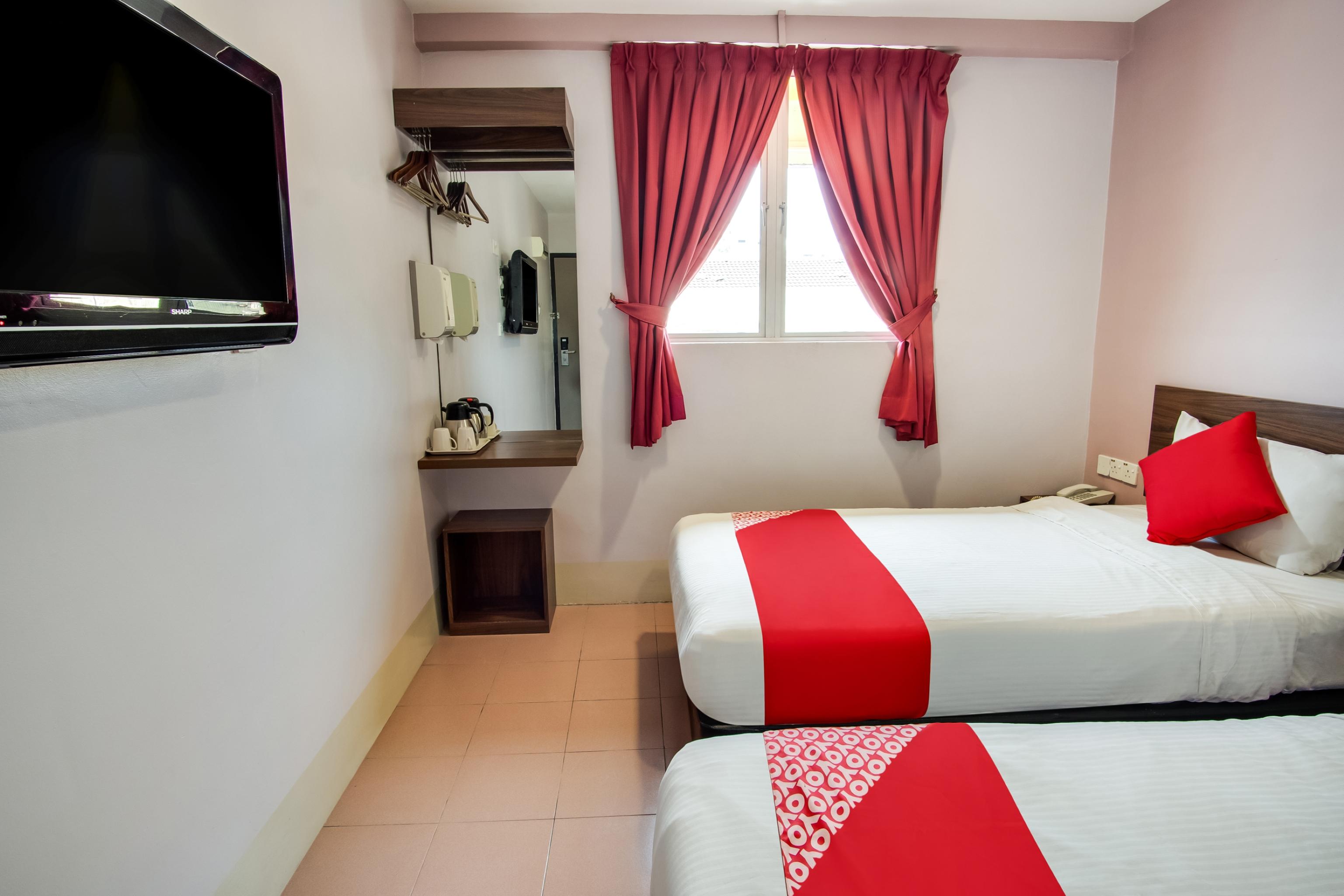 Oyo 89480 Dream House Hotel Skudai Kültér fotó